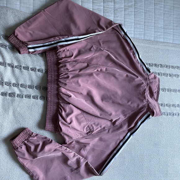 Juniors pink Love Tree Windbreaker - Picture 3 of 4